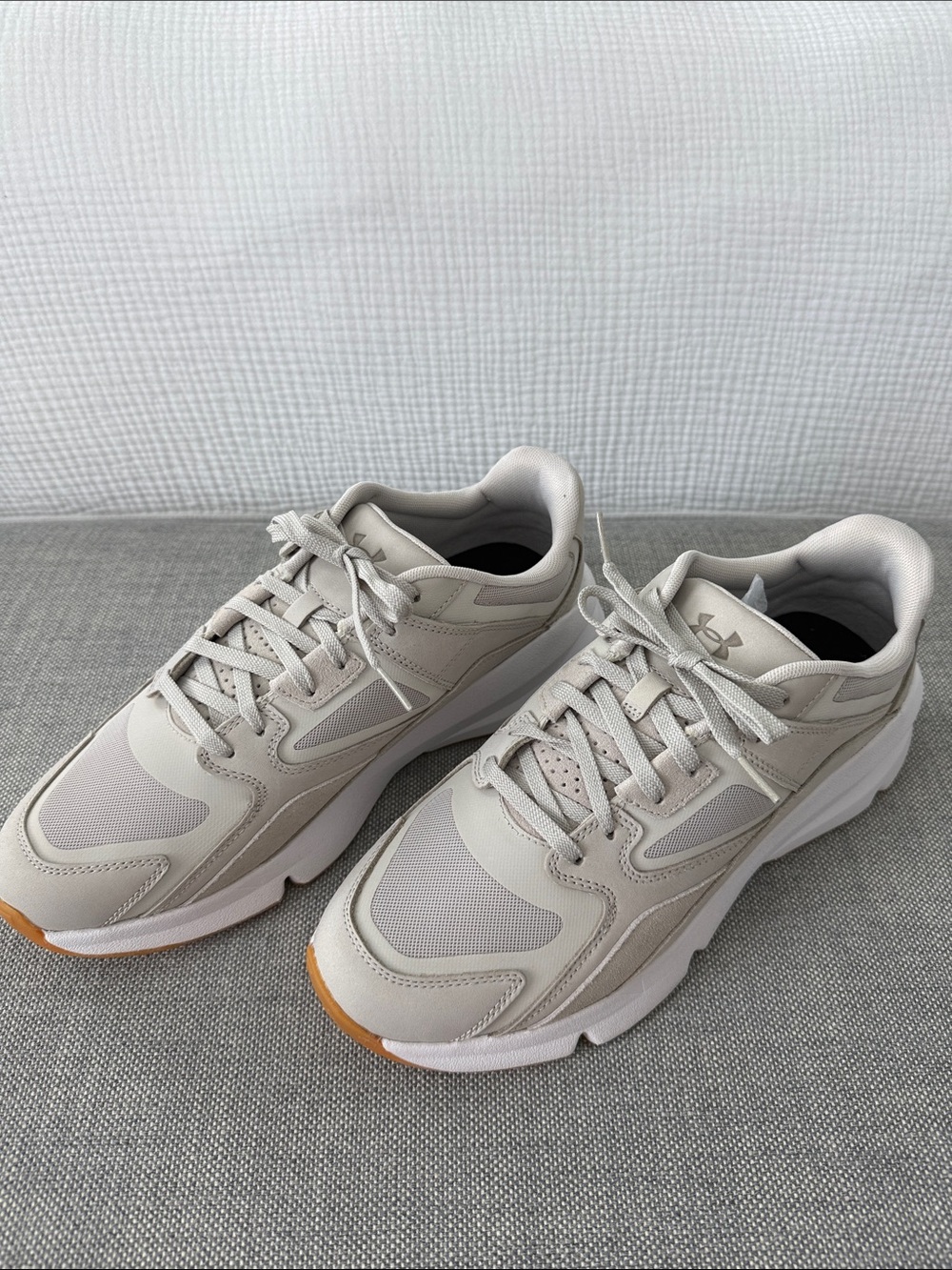 Under Armour Men's Light Beige & White Casual Sneakers